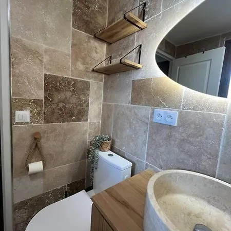 Apartmán Appt Neuf 37m2 100m De La Mer Fréjus